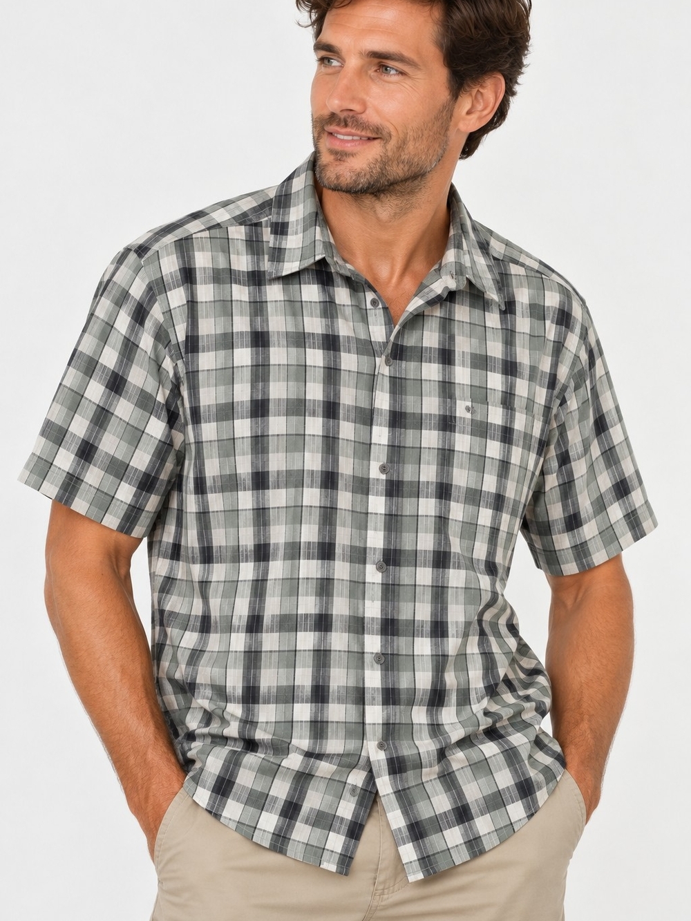 Patagonia Designer Men's Gray/White Short-Sleeve Plaid Button-Up Shirt Size XL